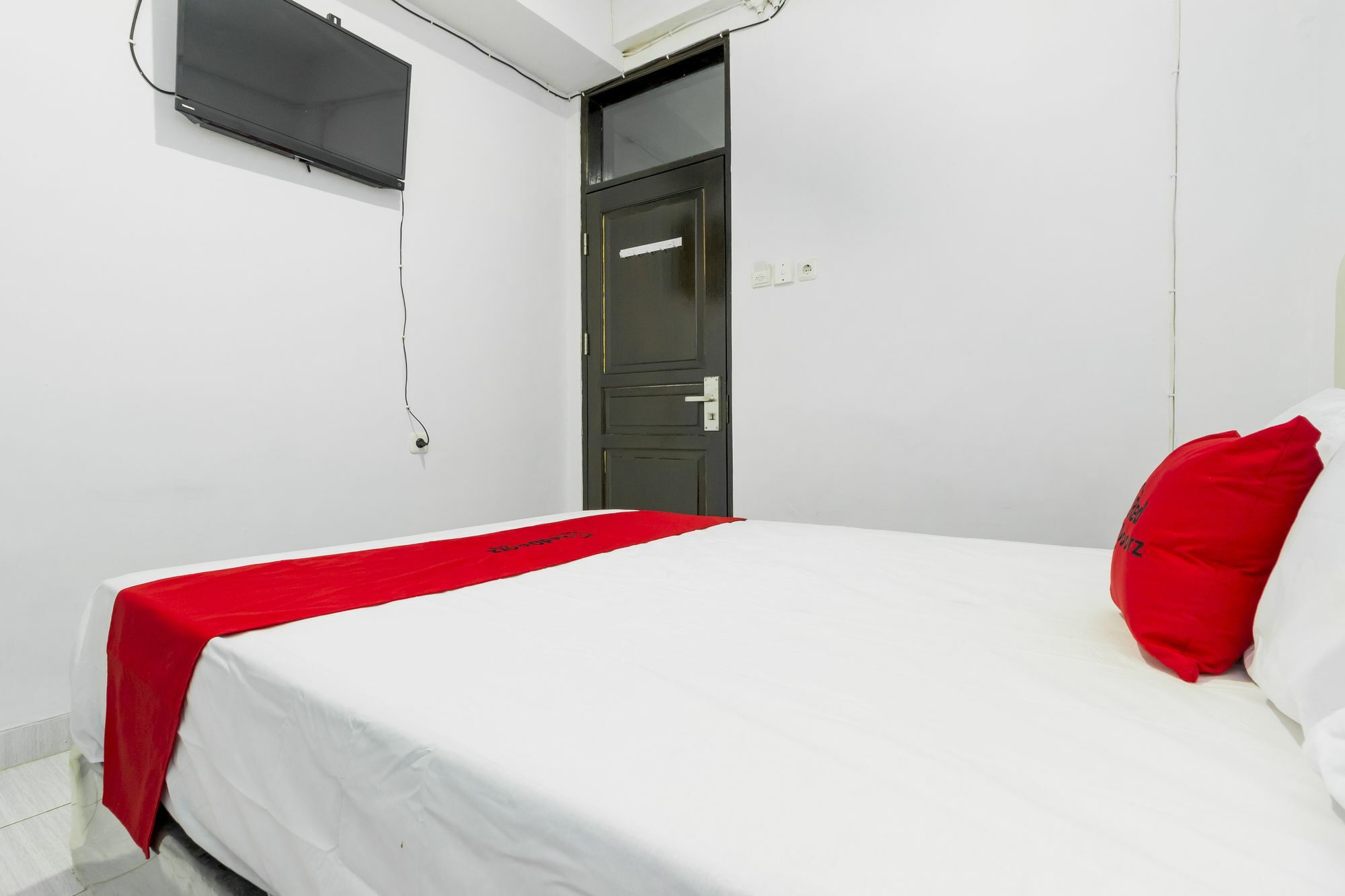 Reddoorz Near Gajah Mada Plaza 2 Hotel Jakarta Kültér fotó