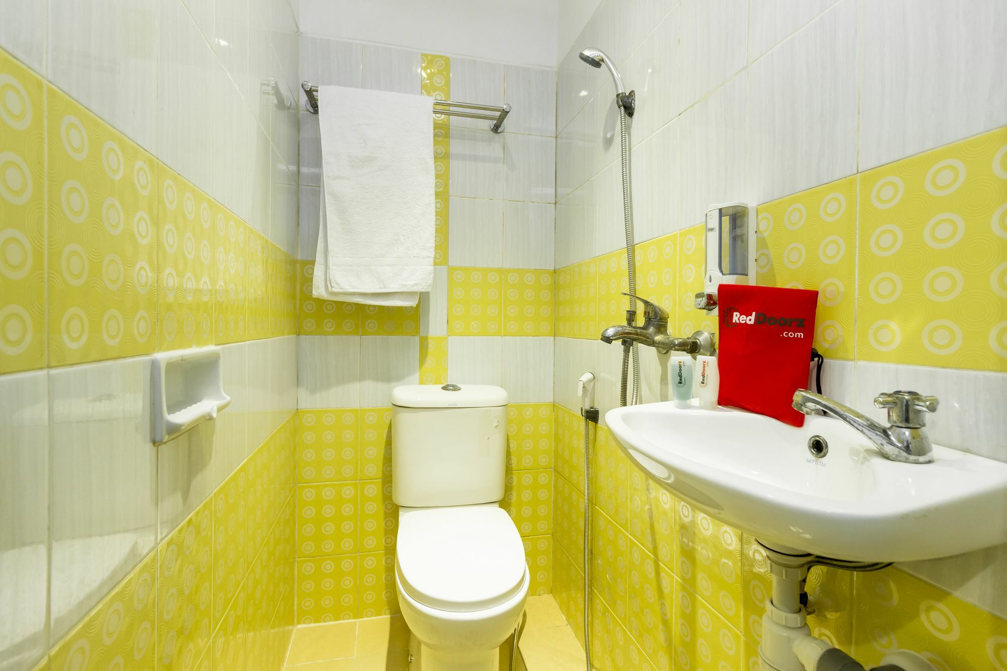 Reddoorz Near Gajah Mada Plaza 2 Hotel Jakarta Kültér fotó